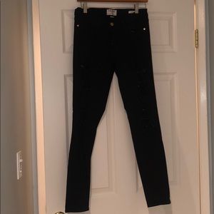 Frame Le Skinny de Jeanne black ripped jeans